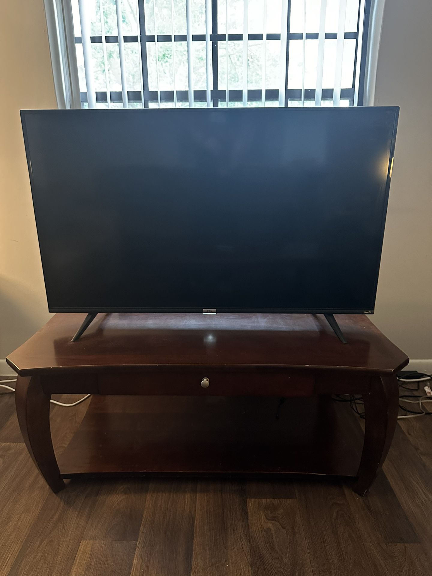 TV Stand With Matching End Tables
