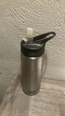 Tumbler - Excellent Condition. Like new with no stains and scratches.