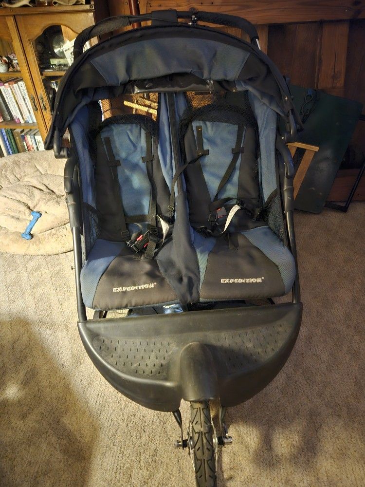 Expedition Stroller