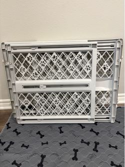 Pet gates (great for dogs) Set of 2