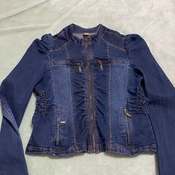 Jacket Med/Lg Light Women’s/Girls  $8.00