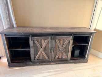 Entertainment stand