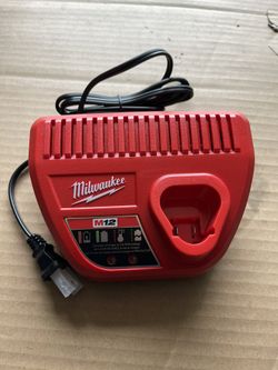 Milwaukee M12 Charger (NEW) 12 Volt