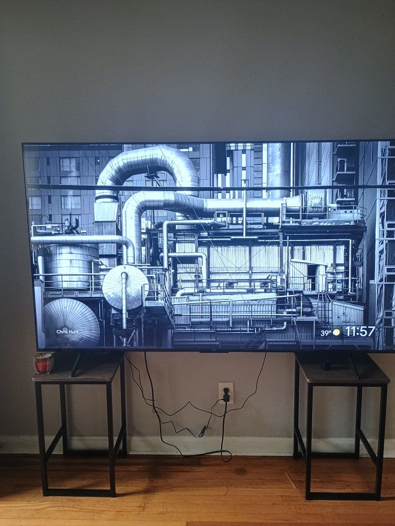 75 Inch TCL GOOGLE TV 4 MONTHS OLD 175 Firm