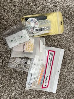 Nail Art Supplies - Brushes, rhinestones & more