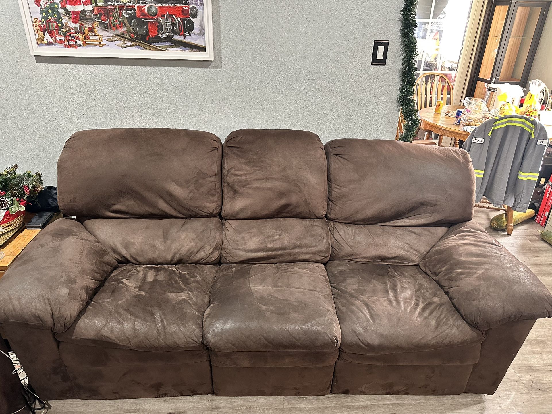 Recliner Couches ($275 for BOTH $175 EACH OR BEST PRICE OFFER)
