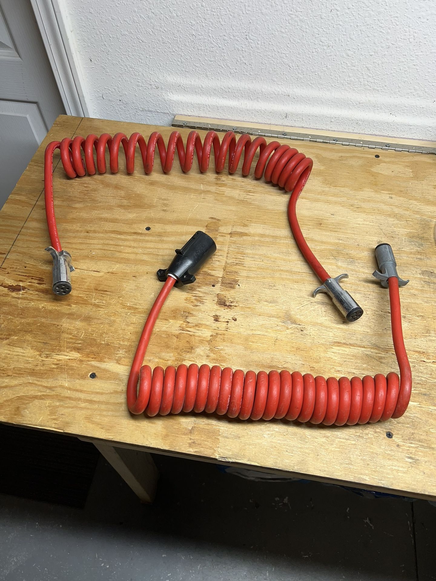 Coiled 7 Pin Wiring Connector