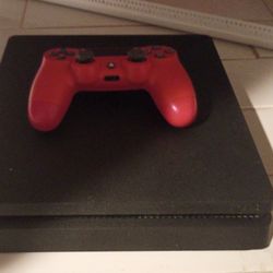 PlayStation 4 Slim