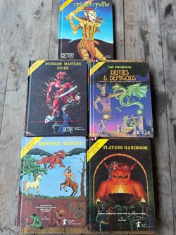 Vintage Dungeons & Dragons AD&D TSR 7 Book Lot – Cthulhu