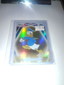 Topps neon Disney Donald Duck Holo Card 50/50