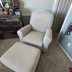 Rocker / Recliner / Nursing Chair & Ottoman 