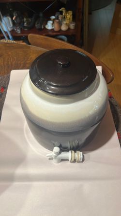 Vintage Stoneware/Ceramic Pottery Crock w/ Spigot