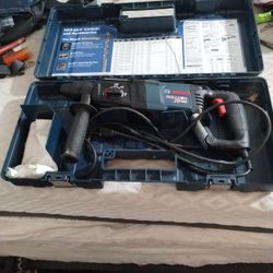 Bosch Roto Hammer 