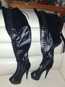 Pleaser Delight-3025 Boots  Black Vegan Leather Size 5