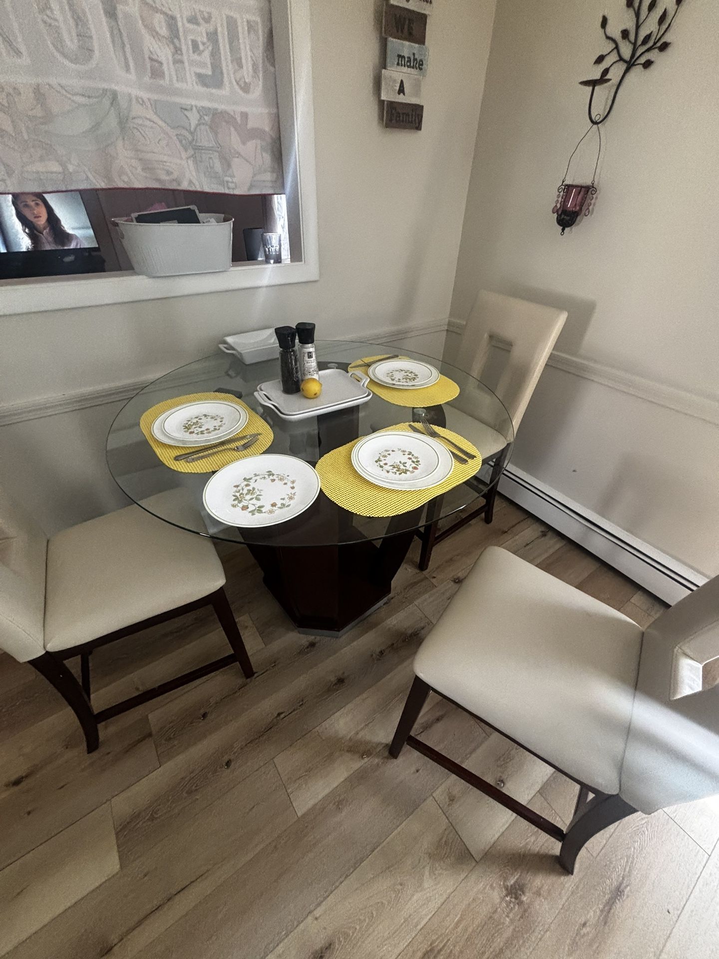 Kitchen Table