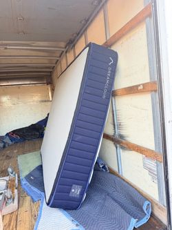 DreamCloud Classic Mattress Queen
