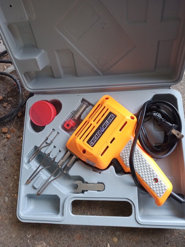 New In Case Soldering Iron Gun And Accessories 20