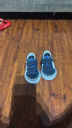 Baby shoes size 2