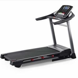 Pro-Form Performance 800i Treadmill - Used like new