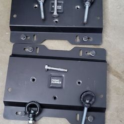 Front Runner Recovery Gear Mount