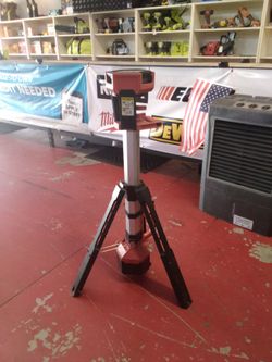 Milwaukee M18 Work Light