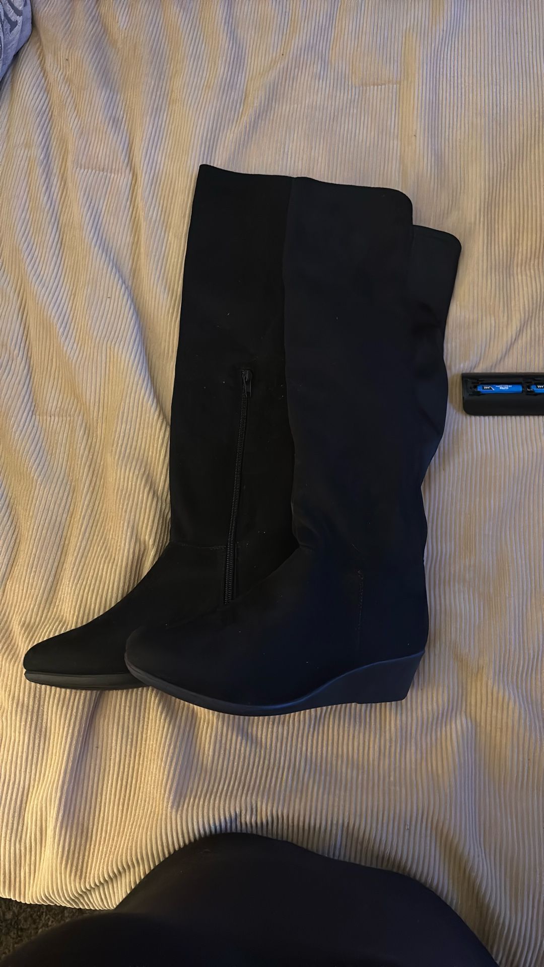 New Black Boots 6.5