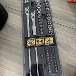 Gear Wrench 55 Piece Ratchet And Bit Driver Set 