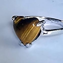 TIGEREYE POLISHED HEART  PRONG SET QUALITY SILVER TITANIUM NEW SIZE 8 RING