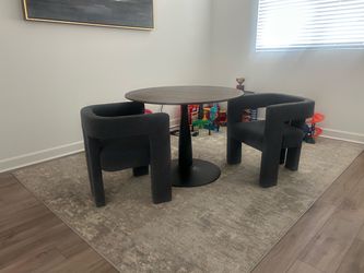 Round table