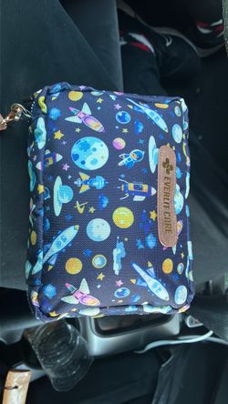 Everlit Care Space Print Pouch