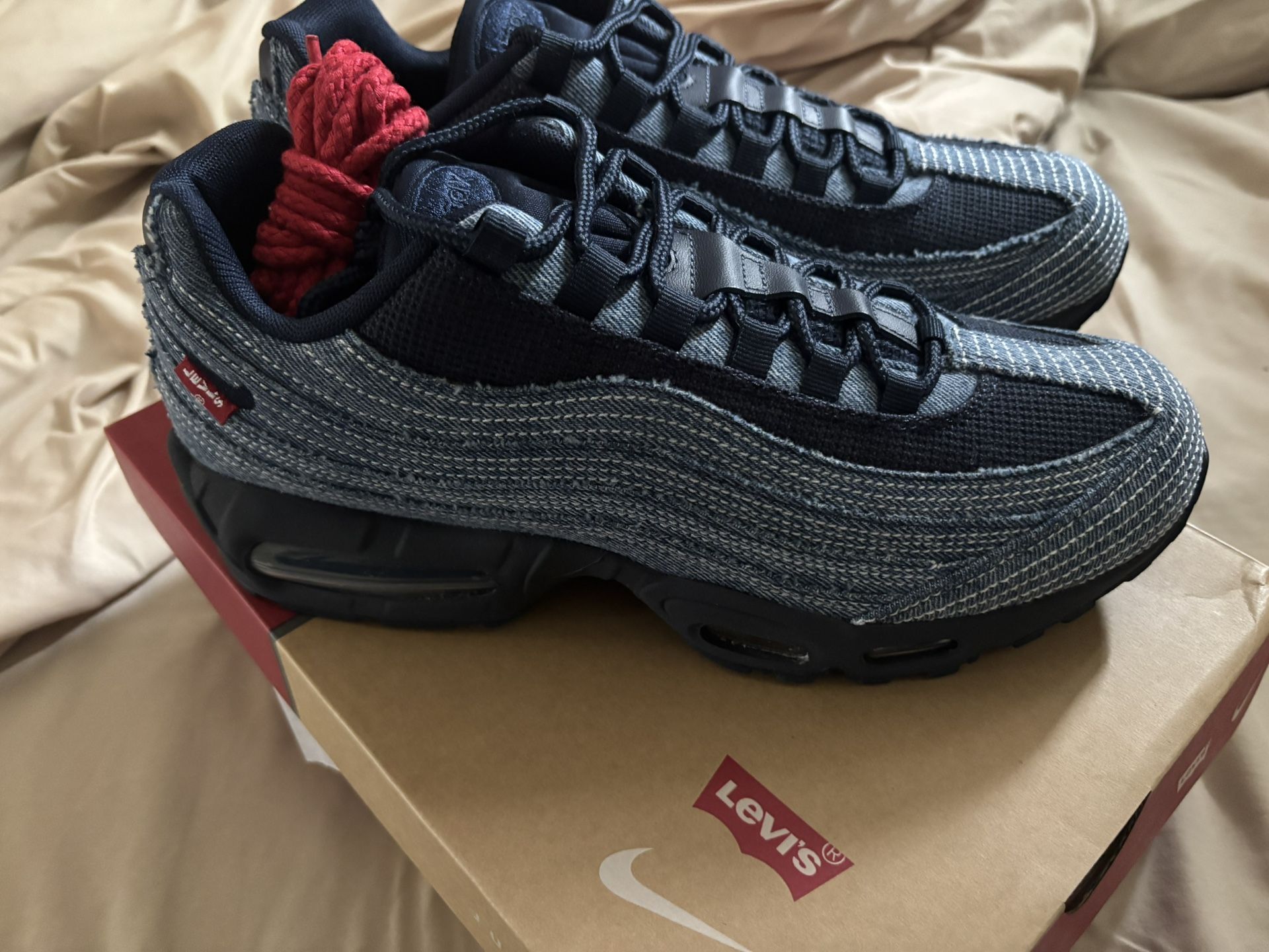 Levi’s X Air 95s Denim 10.5