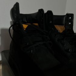 Black Timberland Boots 