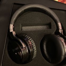 Headphones  E7 Cowin