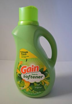 Gain fabric softener (98 loads)