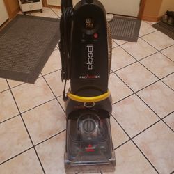 Bissell Carpet Shampooer and Steam Pro Heat 2x