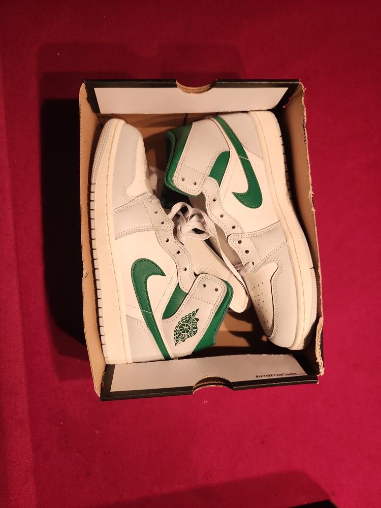 Summit White Pine Green Air Jordan 1 Mid