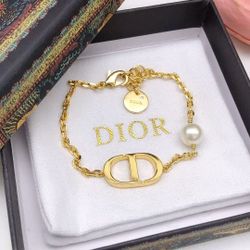 Golden  Pearl Bracelet