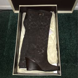 COACH BOOTS Brand New Size 7