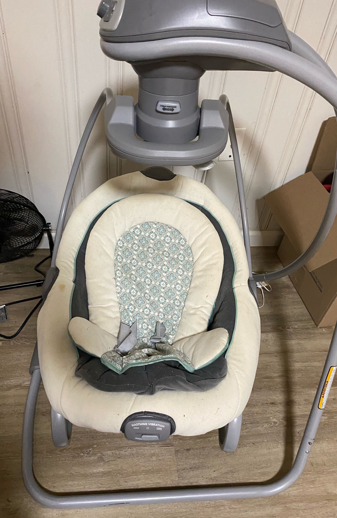 Graco Duet Swing and Rocker 