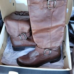 Brown Leather Buckle Boots