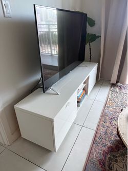 White ikea TV stand