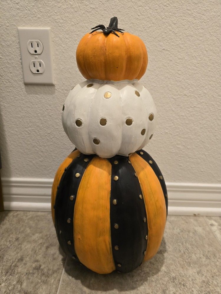 Halloween Decor 