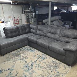 Ashley Charcoal Gray 2 Piece Sectional 