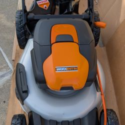 Worx Power Share 20" Cordless Lawn Mower with batteries + charger + bag + mulch plug + side discharge 