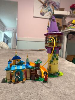 Tangled Lego Complete Set Including Rapunzel, Mother Gothel, Flynn Ryder