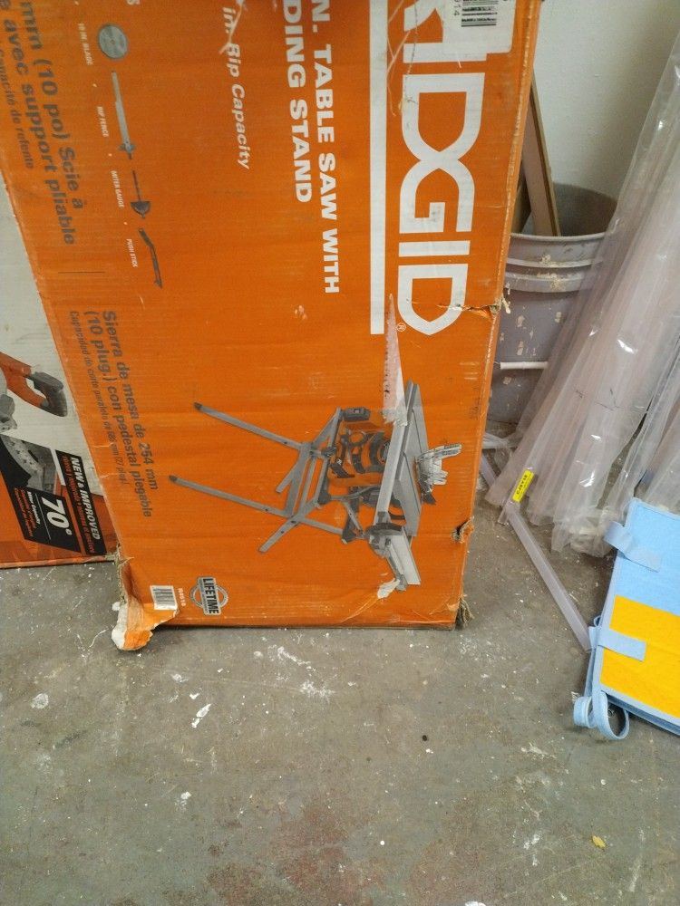10 In Table Saw With Folding Stand 