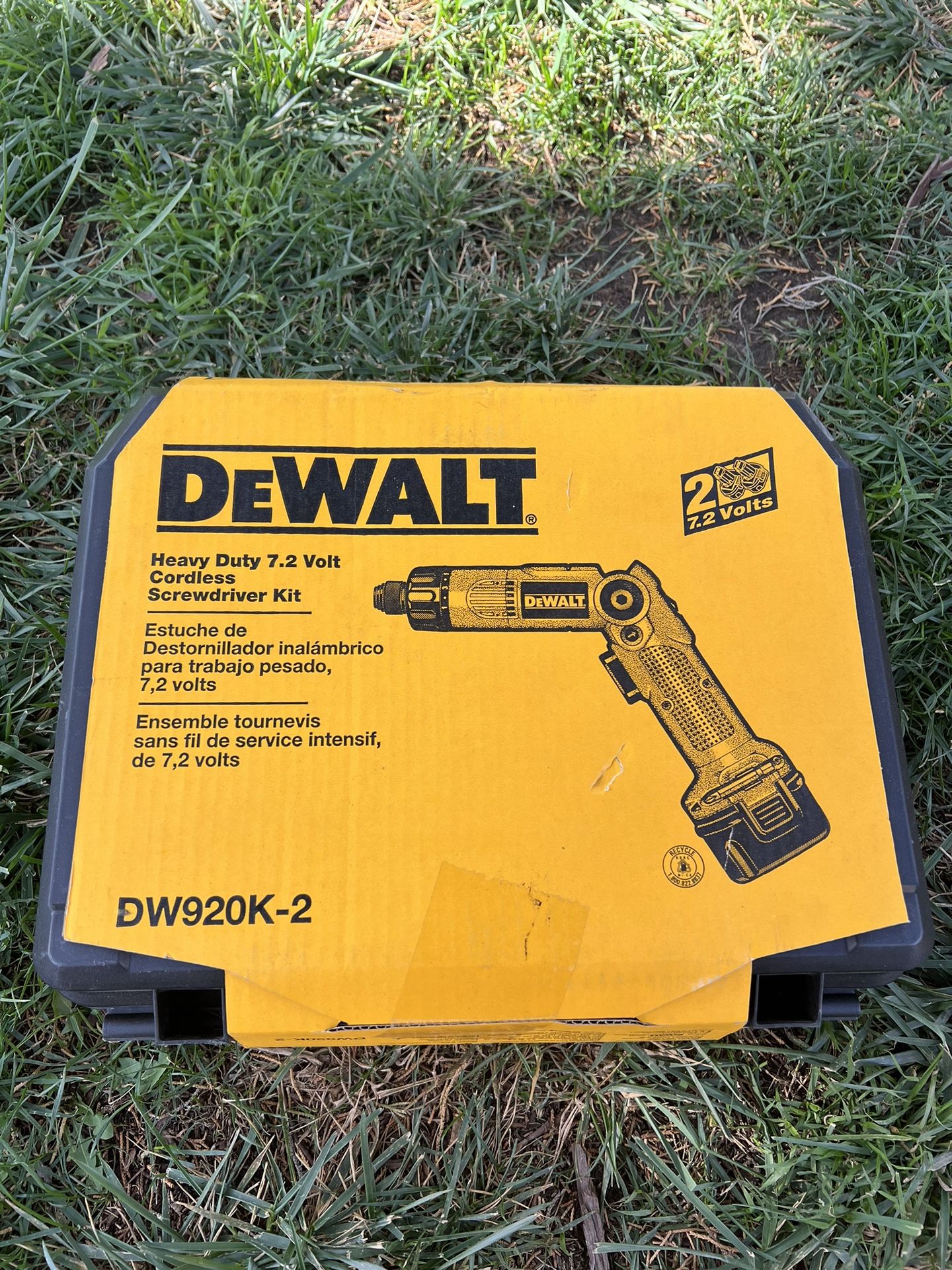 DeWalt V Cordless Screwdriver Kit DW920K Brand New