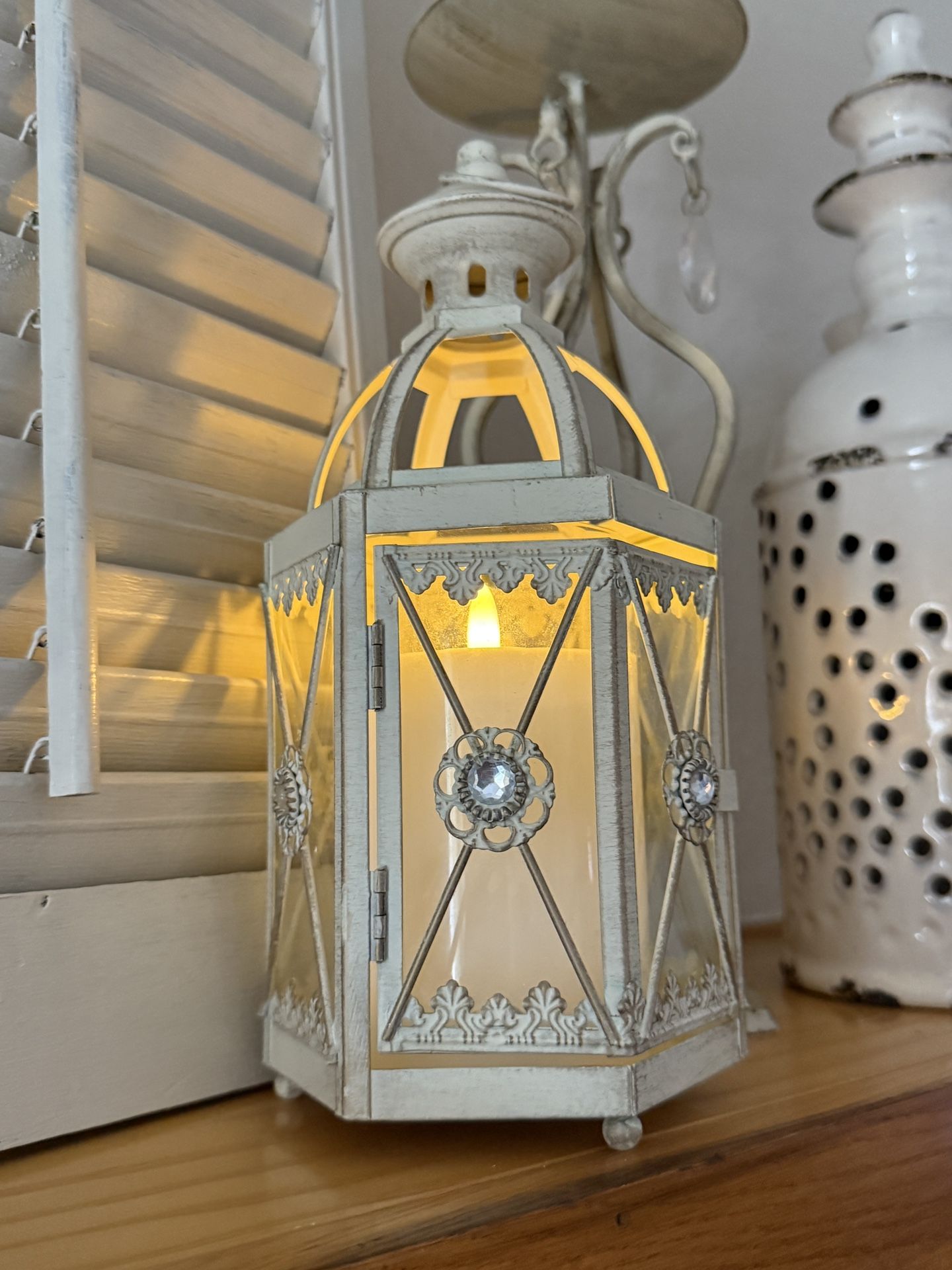 Elegant Candle Holder Decor