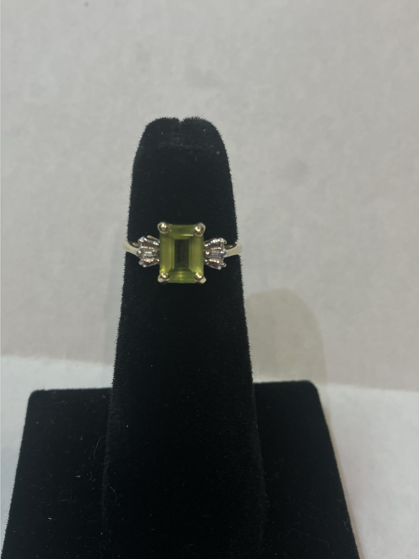 10k Gold Ring #109339-2 MJ