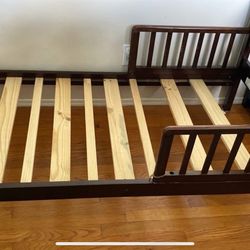 Free Toddler Bed 